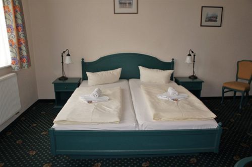 Hotel Reuterhaus Висмар Экстерьер фото